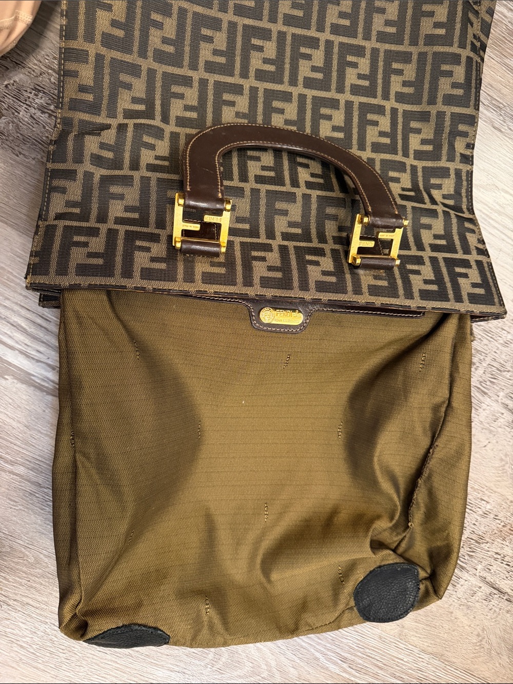 Fendi big tote - Picture 11 of 17
